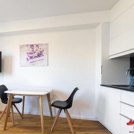 Apartment Nearto Old Town Sebastiana Street Kraków Exteriör bild